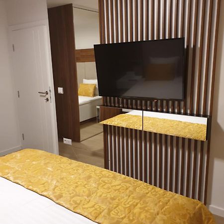 Ambijent Apartman Free Public Parking Sarajevo Luaran gambar