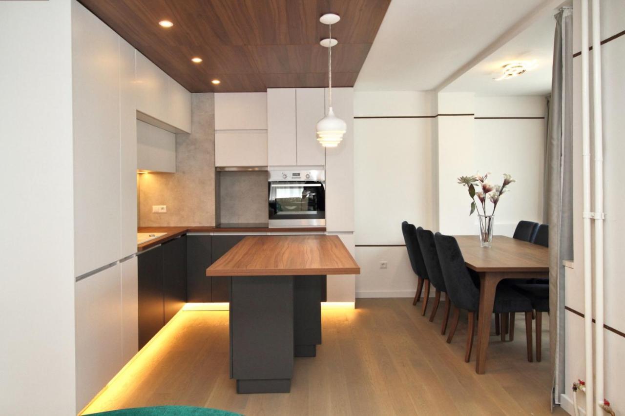 Ambijent Apartman Free Public Parking Sarajevo Luaran gambar